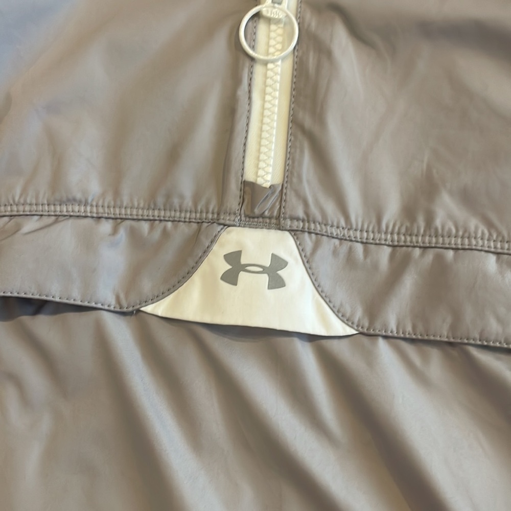 Under Armor Light Pull Over Jacket. Small Stain O… - image 2